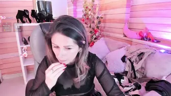 _victoria_collins chat sex 07-Jun-2026