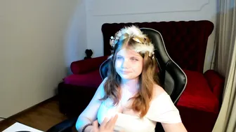 Chloehalses cam chat 07-Jun-26