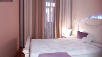 avrora_lew_ smalltits cam girl