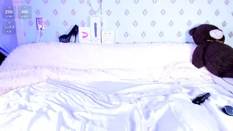 Love_me_kiss petite 08-Jun-26