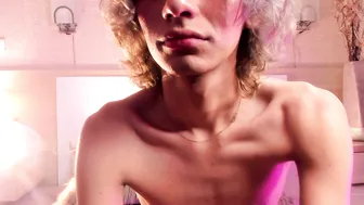 Adonisaster webcam chat video