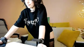 Vixendi nude (06-08-2026)
