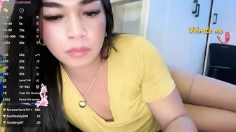 _canadiangirl posing on cam 08 June 2026