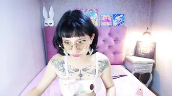 mooncharlotte cam (06-09-2026)