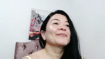 naturally_mature hot show
