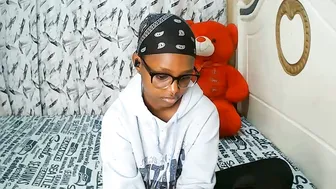 t_okyo young sex cam