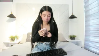 sarah_collens_ nude on cam - 06-09-2026