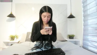 sarah_collens_ nude on cam - 06-09-2026