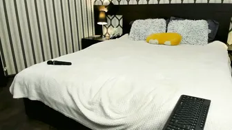 Berry_pie bigass live cam show