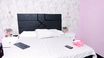 mahlakhalifa recorded nude video 1024281