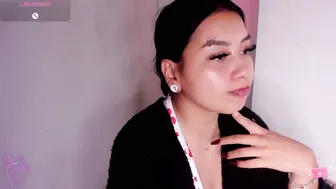 Viioleett_cum young webcam chat