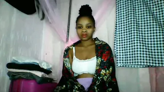 Kiarah_69 webcam chat (06-10-2026)