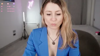 Milanacamgirl mom cam sex chat