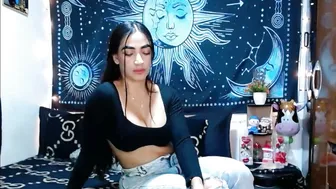 Kylie_capricorn (06/10/2026) bigtits