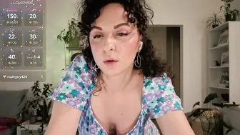 Inakush hot amateur video posing on webcam