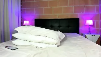 lyeah recorded nude video 1025591