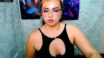 diamantkriss_ sex porn cam (06/10/2026)