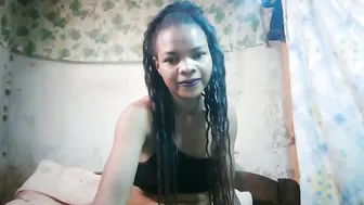 naylah313 cam nude naked on cam