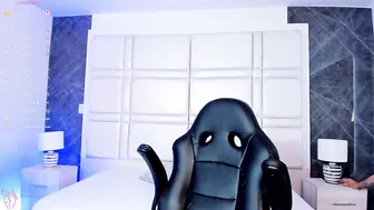 charlotte_whitee1 webcam porn video - (06/10/2026)