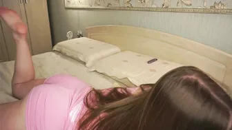 Meghanantell tease cam