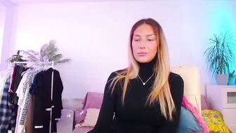 Private_call nude on live cam