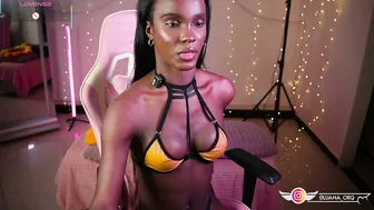 Luanarisque porn cam chat (06-11-2026)