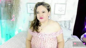 natashablade__ squirt posing on webcam
