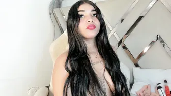honeyht nude cam 06/11/2026