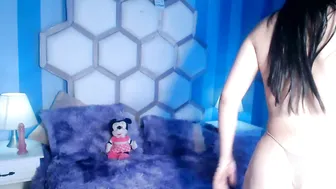 Yvi_taylor on webcam (06/11/2026)