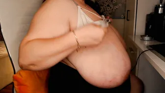 sweettm posing on webcam (06/11/2026)