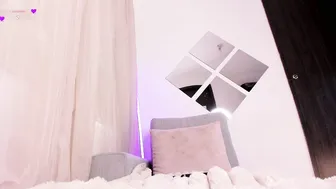 lilily_lv sex cam chat 11-Jun-26