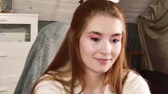 Linavira braces free cam show