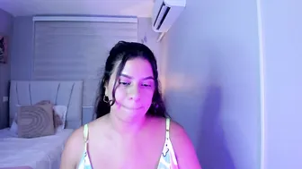 Mavi_saenz free cam show - 12-Jun-2026