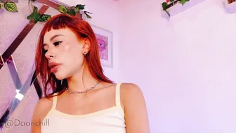 Scarlettrusso1 12-Jun-2026 nude cam