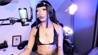 naff_eratu live on cam nude chat