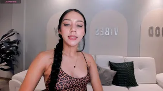 amalia_cruss on cam naked