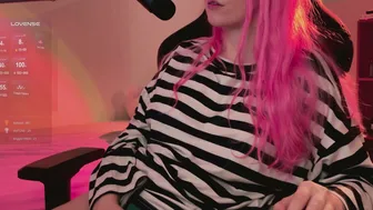 h2h0e recorded nude video 103421