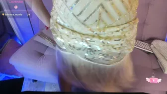 Greeicywells on webcam 07/16/2025