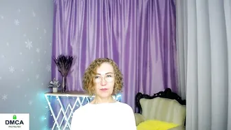 queen_a_n_i recorded nude video 1030026