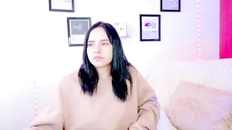 Emily_lindey_ porn cam chat 13-Jun-2026