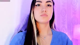 liaa_18 tattoos horny amateur