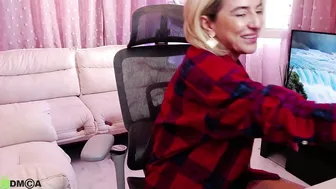 Carrielovex on cam - 06-14-2026