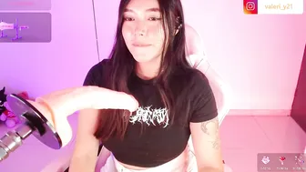 valeribell1 porn cam chat 14 June 2026