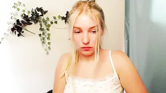 _snow_queen__ hot webcam porn 14-Jun-26