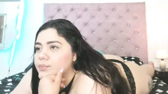 Laurenlaine99 cam girl chat 14 June 2026