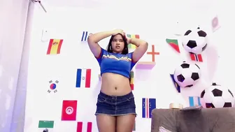 Sweett_val_ chat sex cam 14 June 2026