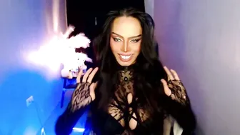 mikeyalawi03 recorded nude video 1033110