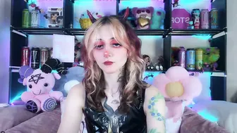 _devilbaby recorded nude video 1033667