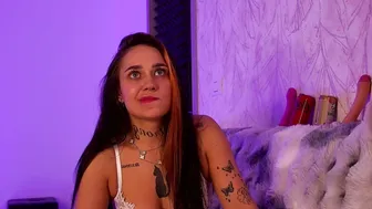 kyradesire hot webcam video (06/15/2026)