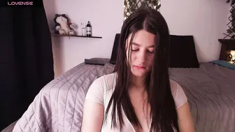 Kisstarxxx nude on cam 06-16-2026
